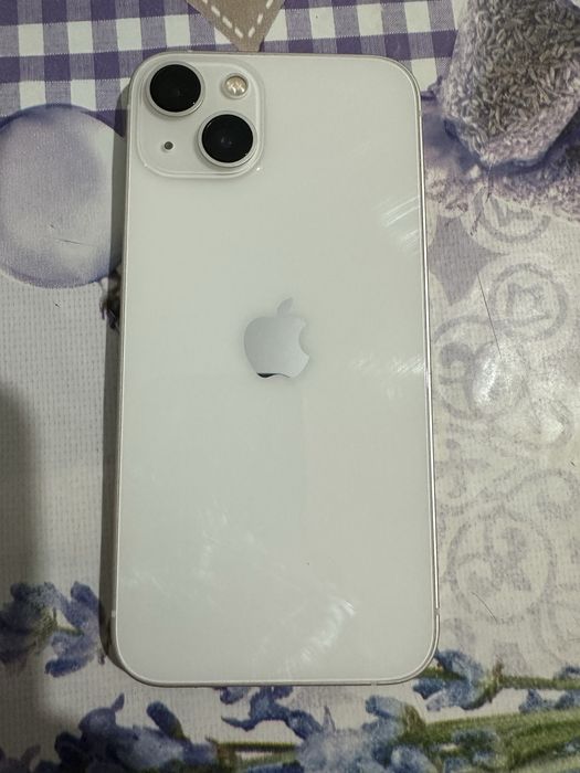 Vand iphone 13 alb/fara defecte