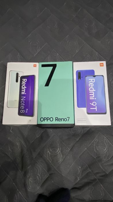 Продаются телефоны