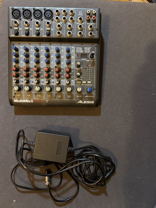 Mixer analogic Alesis Multimix 8 Firewire