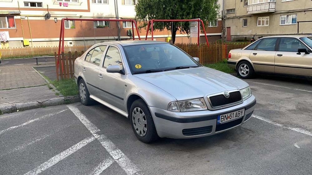 Skoda Octavia   2004,Motorizare  1,6 benzina, Cutie  Preț  2700 eur  negociabil,