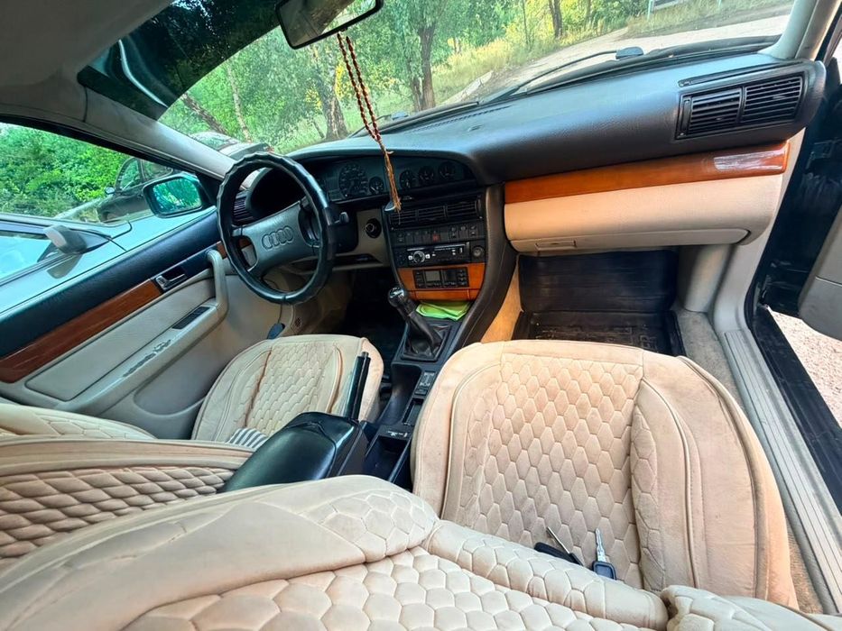 Продается Ауди 100 С4 Quattro