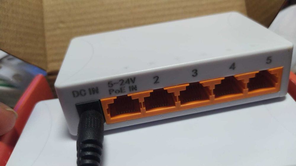 хаб / свитч / коммутатор + POE (passive) HUB / SWITCH