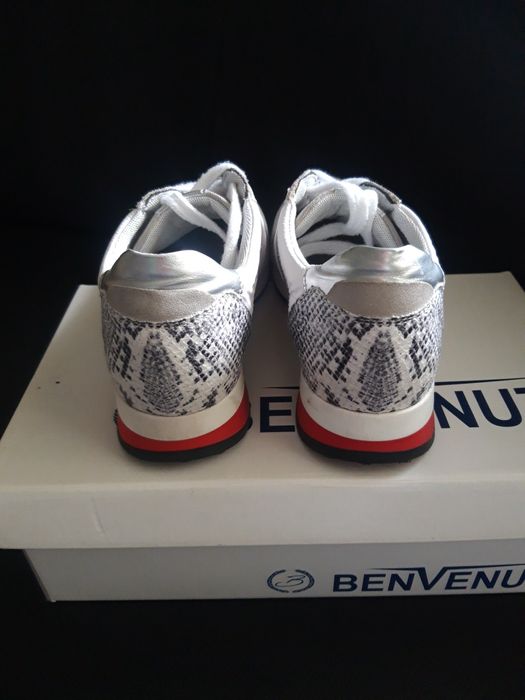 Дамски маратонки