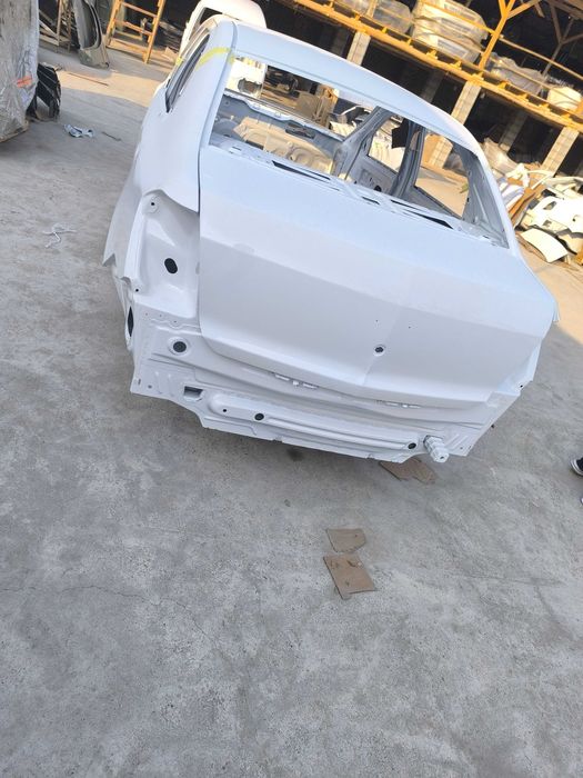 Kuzovlar va radnoy dettalar