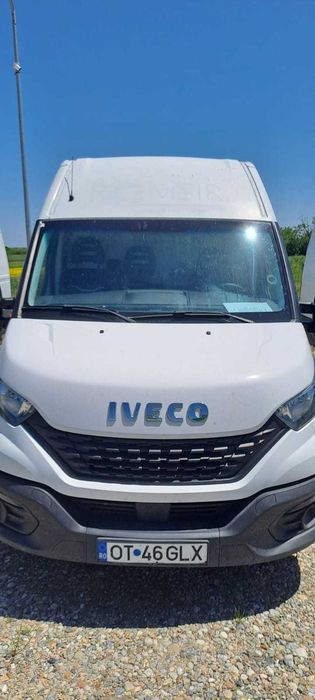 Autoutilitara Iveco Daily 35S16