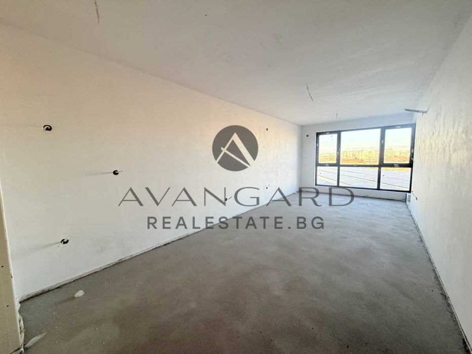 Продава се Тристаен апартамент в Пловдив, Център - 106 кв.м за 549 €/кв.м - Снимка #1