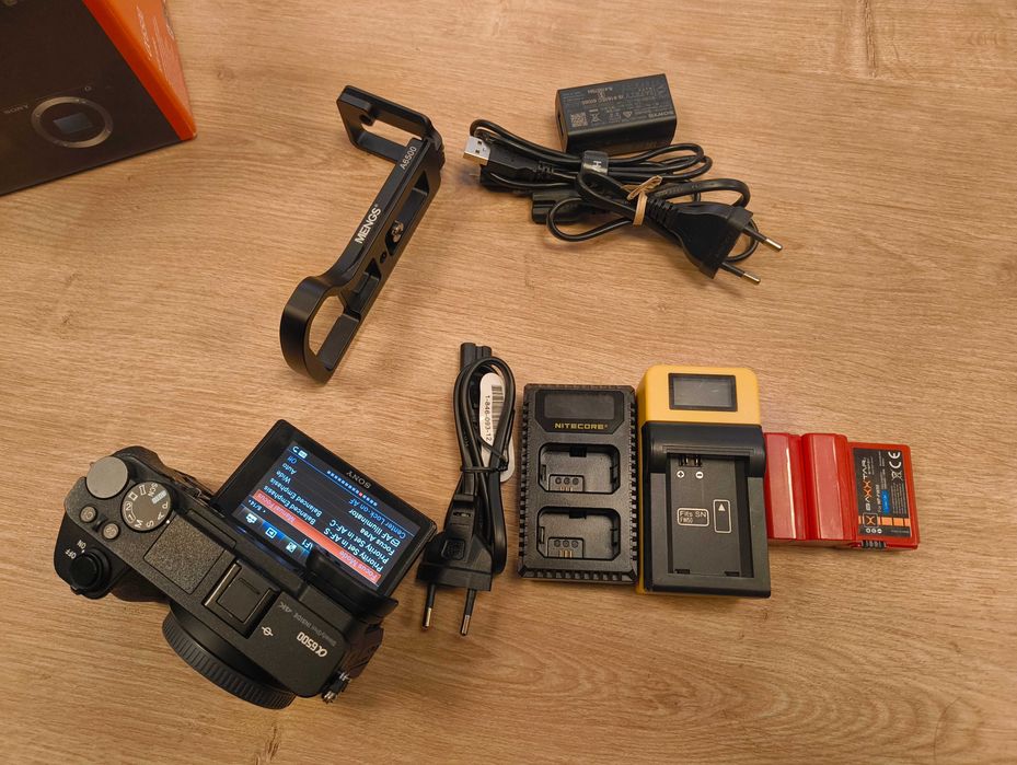 Sony a6500 + Аксесоари