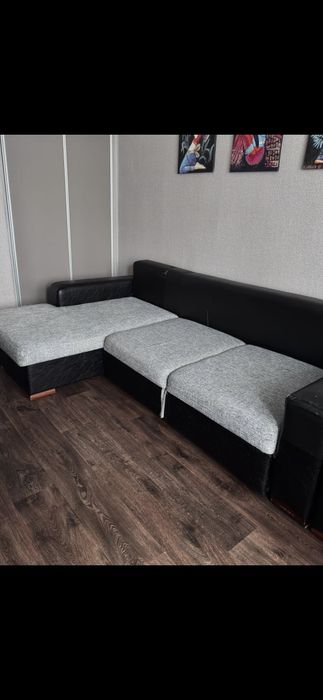 Срочно продам диван