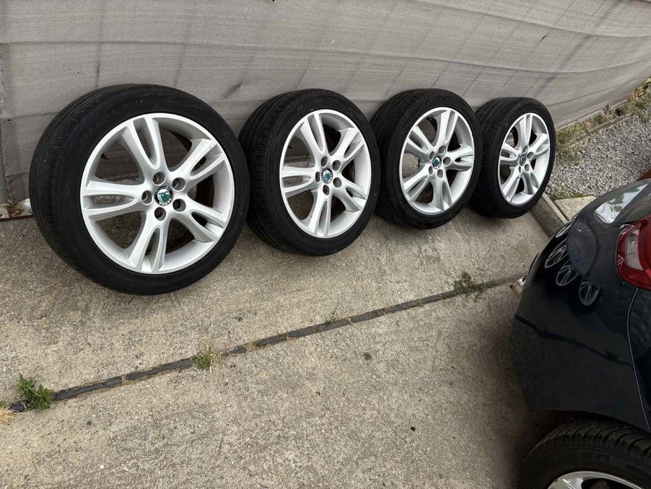 4бр. Алуминиеви джанти с гуми 205/45 R16 Skoda Fabia VRS, Vw,  5x100