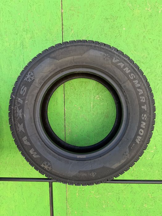 215/70/15C M+S MAXXIS DOT 2520 Profil 90% Aproape noi