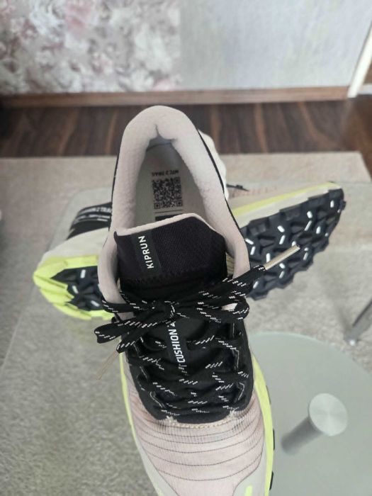 KIPRUN  МЪЖКИ ОБУВКИ за планинско бягане EVADICT MT CUSHION 2