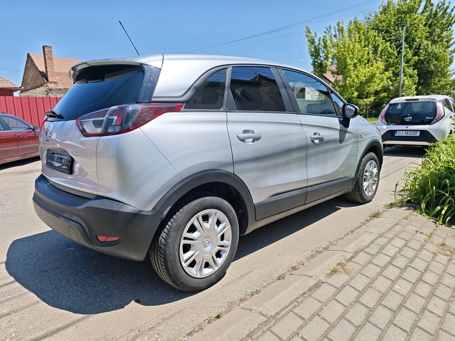 Opel Crossland X 2019 benzină, 8.000 € — imagine 2