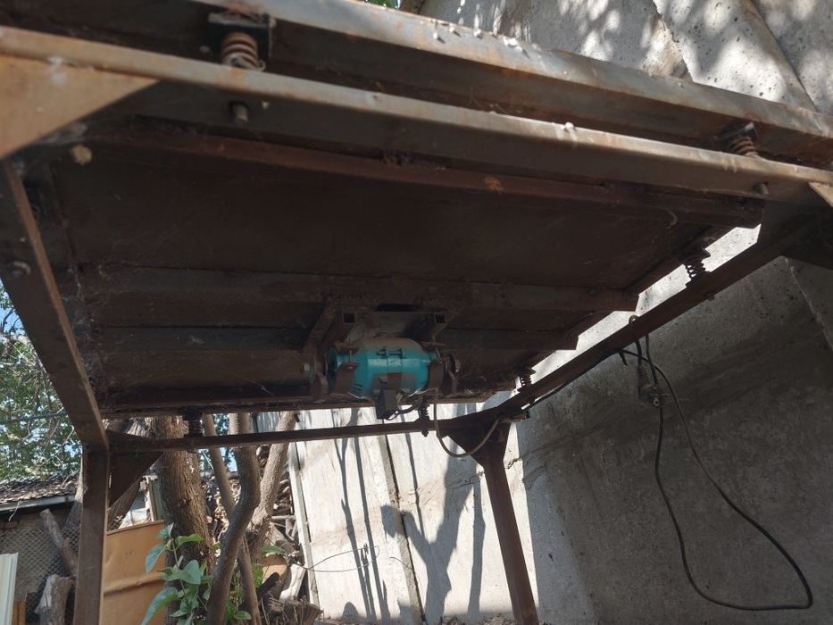Вибростол для брусчатки
