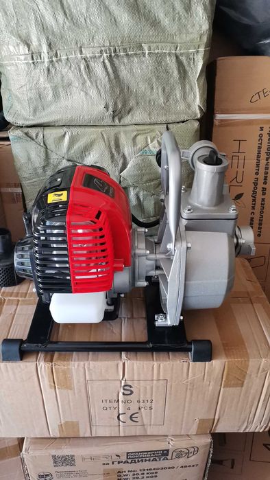 Бензинова помпа двутактов. Четиритактова бензинова помпа за поливане