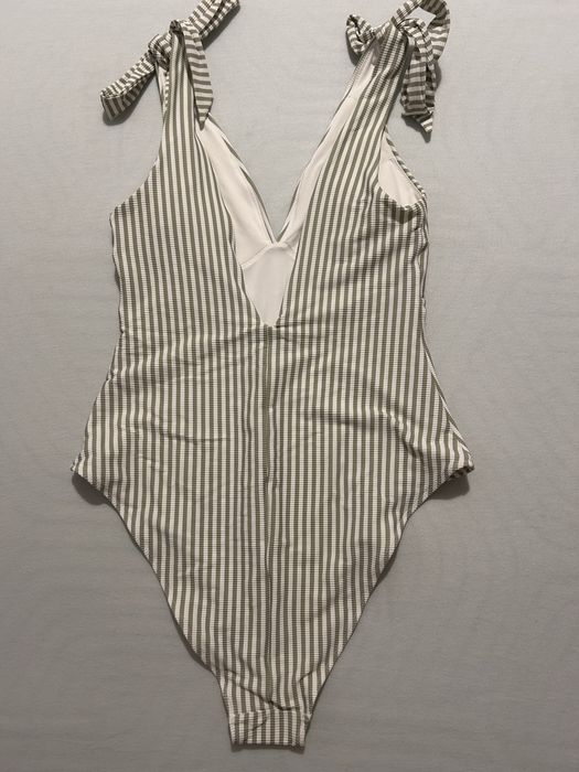 Цял дамски бански H&M