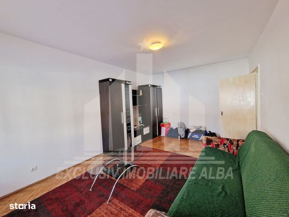 Apartament 3 camere decomandate | 63 mp | Etaj 1 | Cetate — fotografia 3