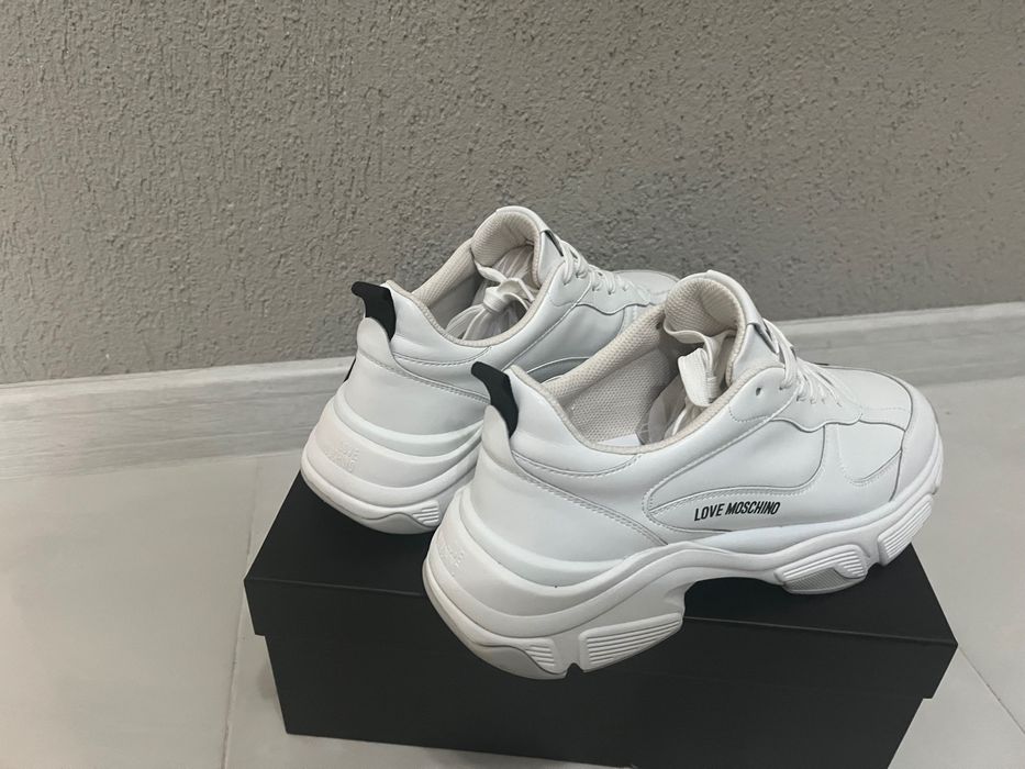 Дамски маратонки Love Moshino