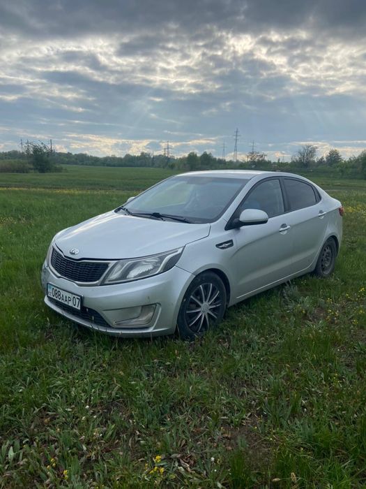 Продам машину Киа рио