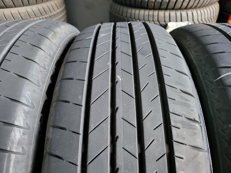 225/60/18 BRIDGESTONE 4бр