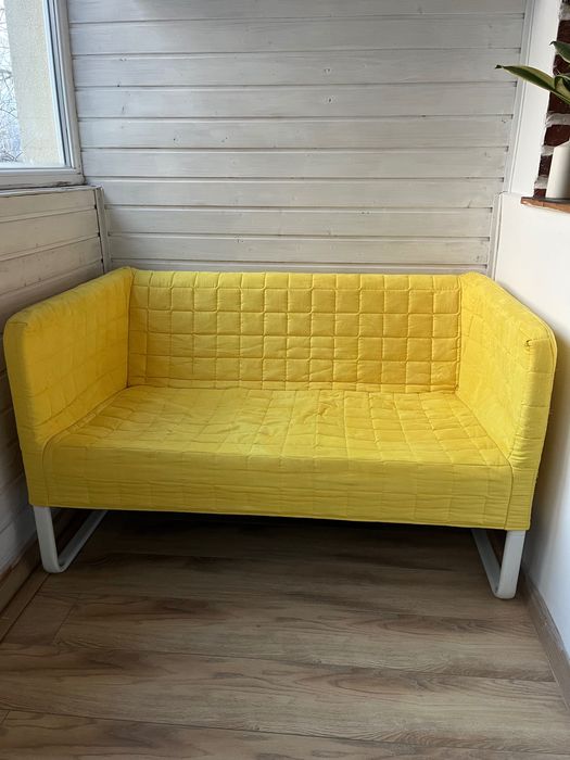 Canapea Ikea galbena