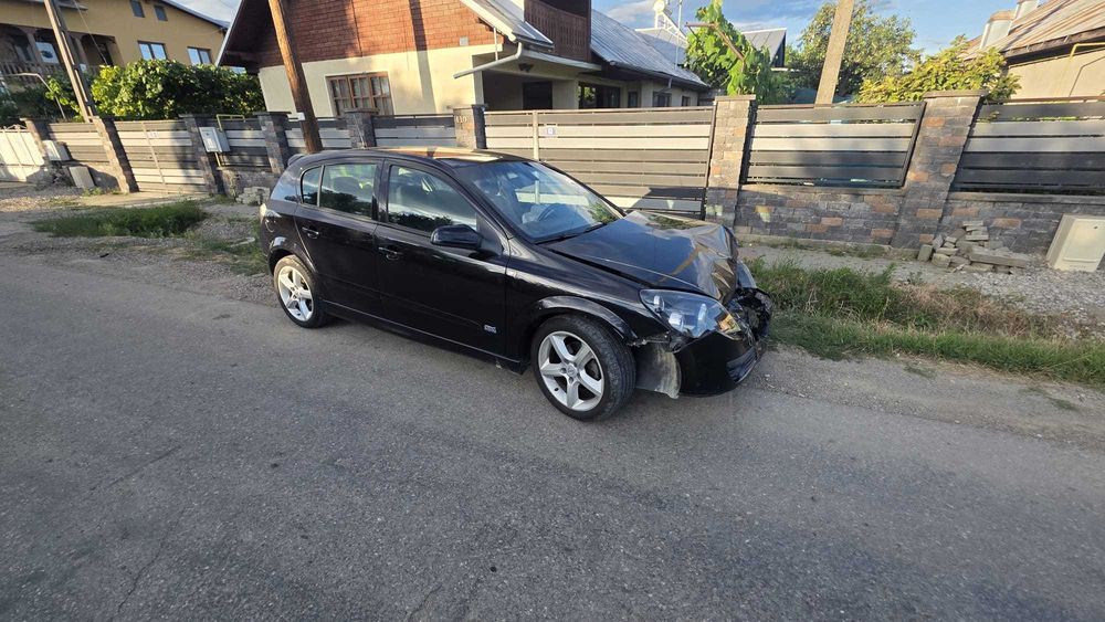 Vand opel astra h lovit