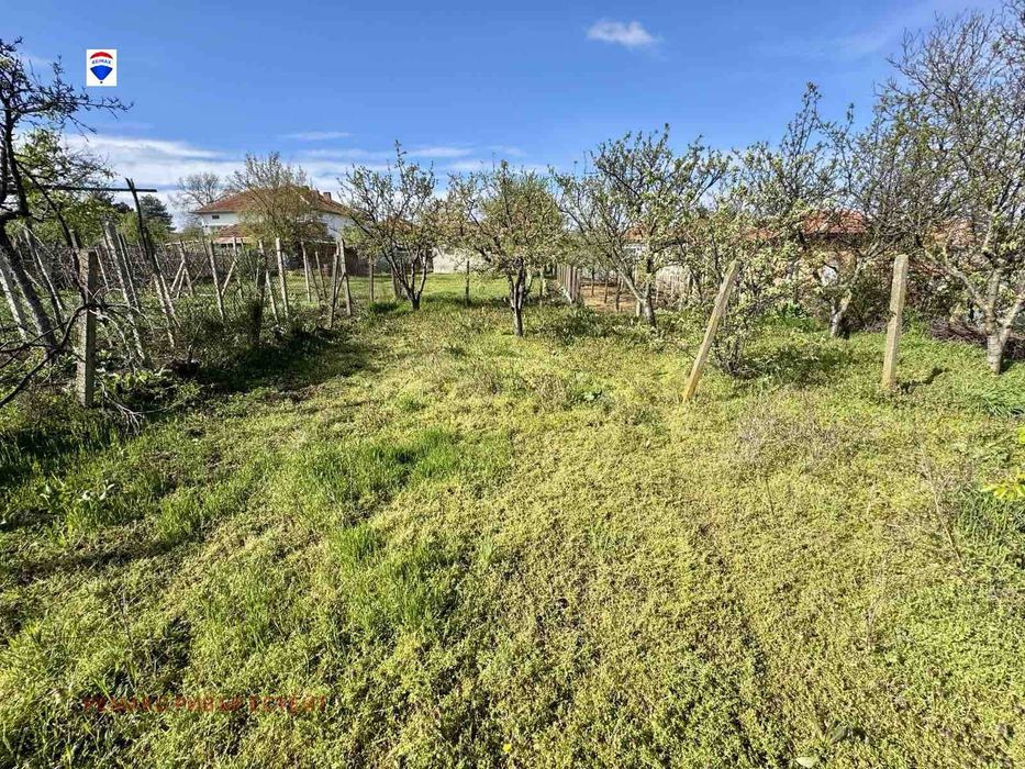 Къща с двор за продажба в гр. Две могили