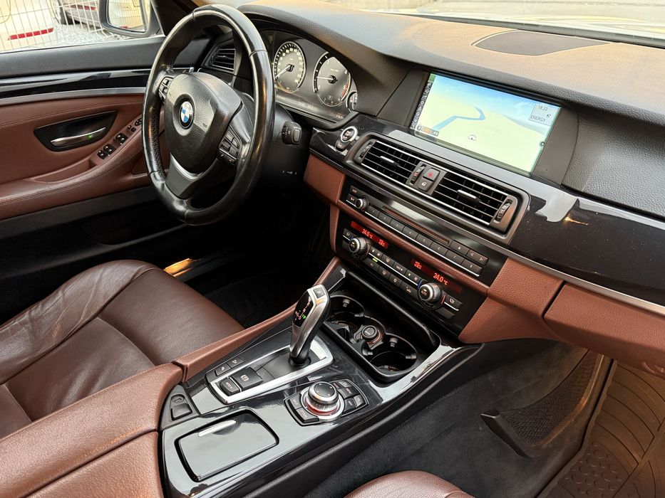 BMW 530 D* 2013г* 8ZF* Топ Състояние*