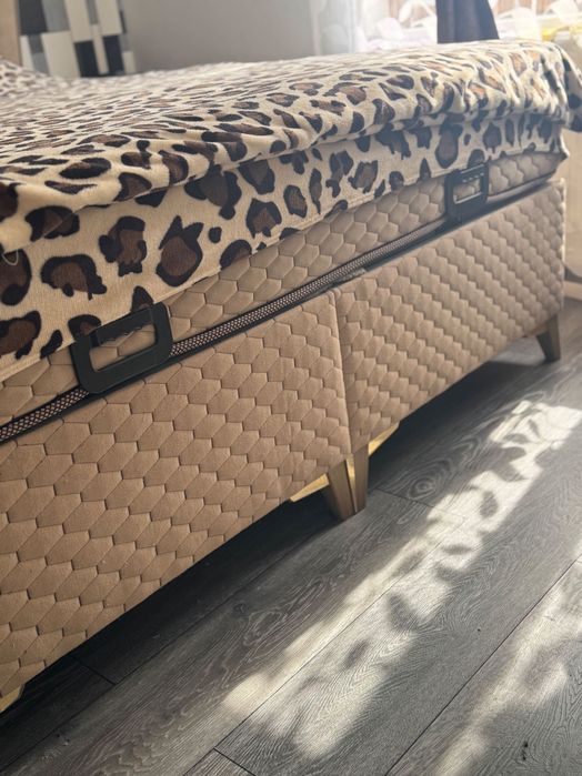 Pat matrimonial dublu