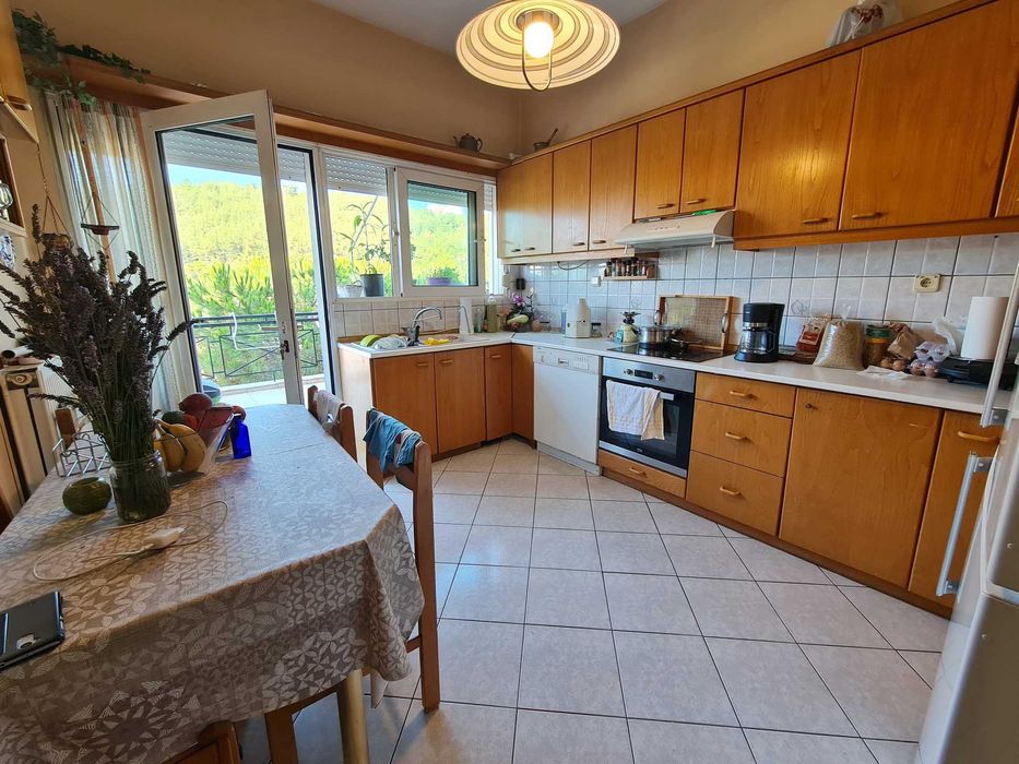 ПРОДАВА се самостоятелна къща 270 кв.м. във Вирона Кавала (код 4380)