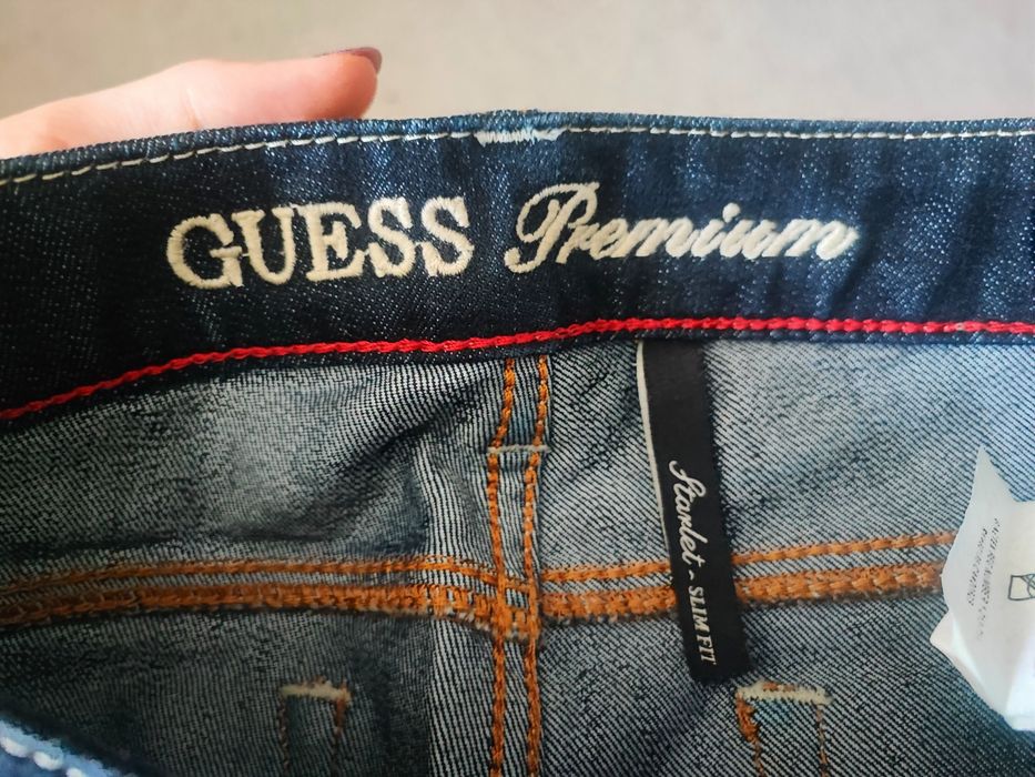 Тъкмо сини дънки Guess Premium
