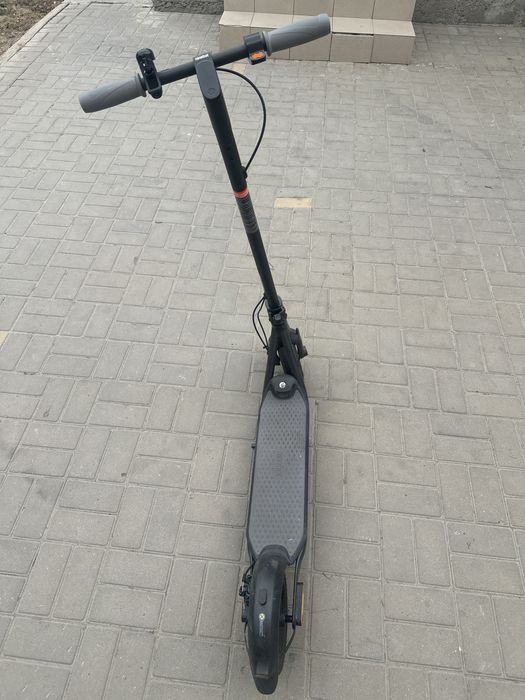 Электросамокат ninebot