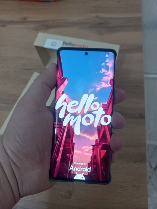 Моторола 50 edge 12/512GB