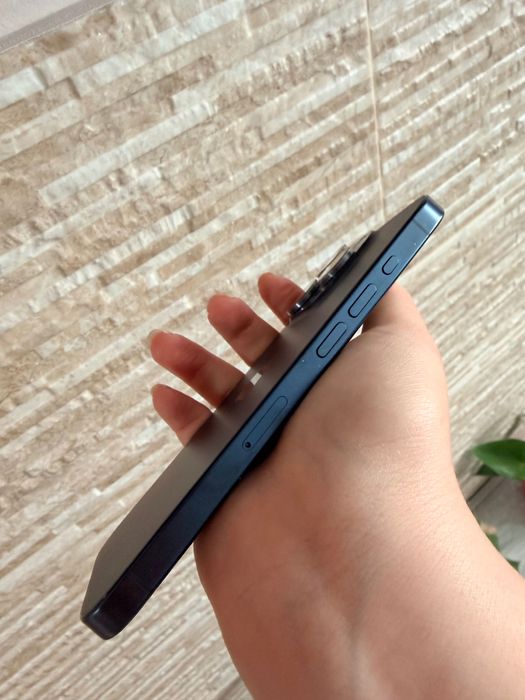 Iphone 15 pro - отлично състояние