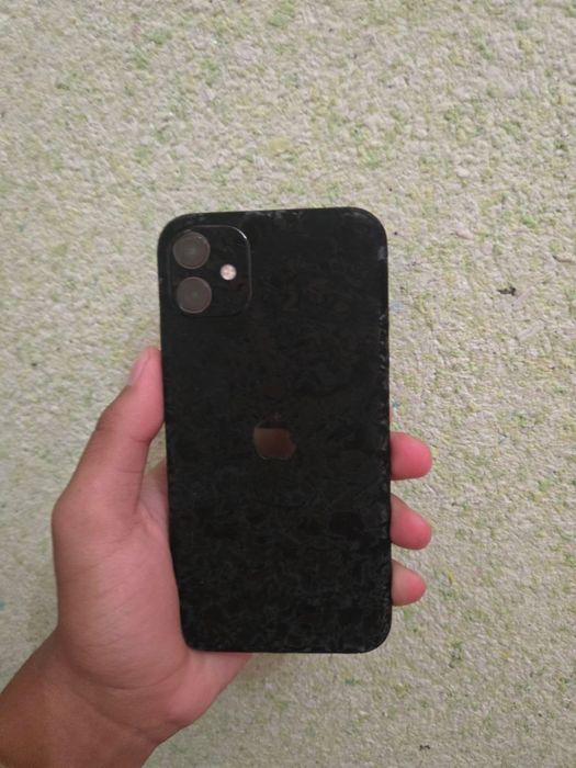 iPhone 11 bez imei