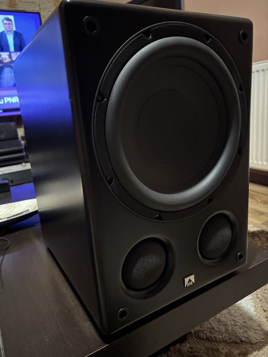 XTZ W10 Subwoofer ACTIV Putere MAXIMĂ 800W și 400W-RMS Made in Sweden 30Kg
