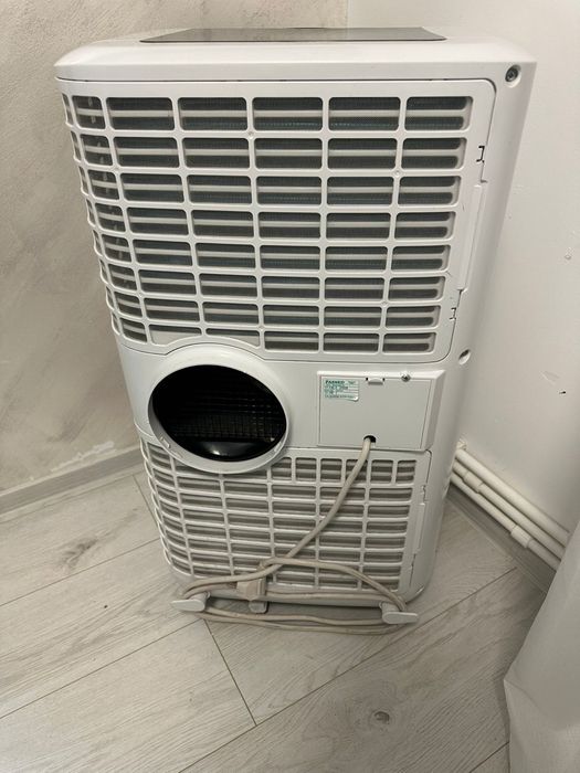 Aparat de aer conditionat portabil RS-PRO-Functional-Display Digital