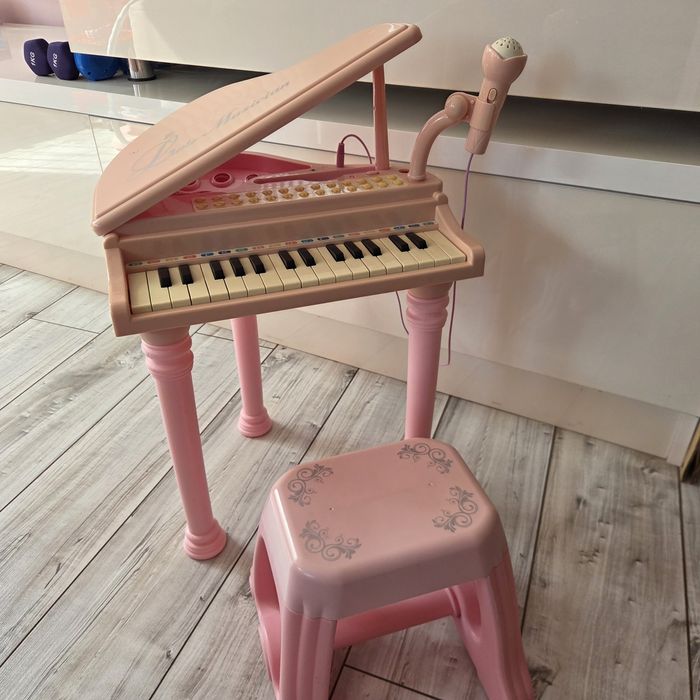 Детско пиано със столче Little Musician