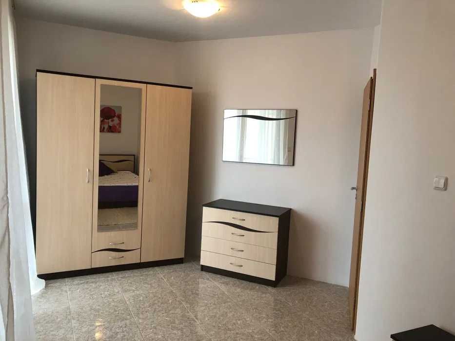 Продава се Двустаен апартамент в Несебър - 632010 кв.м за 1 €/кв.м - Снимка #1