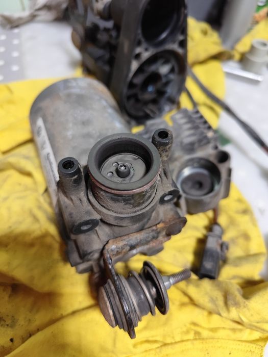 Compresor perne VW Touareg Porsche Cayenne Macan Panamera - reparatii