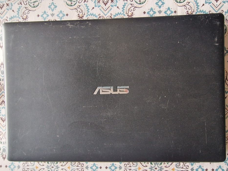 Стари лаптопи работещи, за части.Dell Asus Lenovo