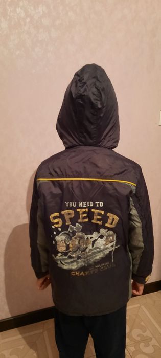 Куртка для мальчиков 8 и 9 лет