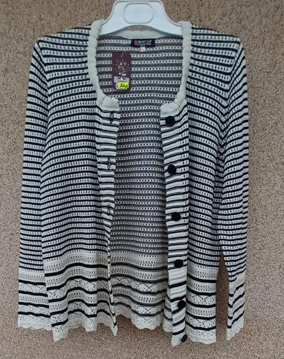 Дамски болера и жилетки.