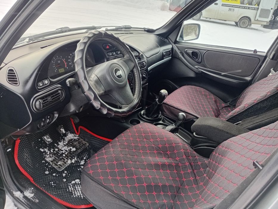 Нива Шевроле 2013г