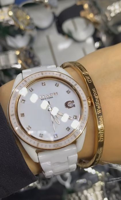 Часы керамика новые