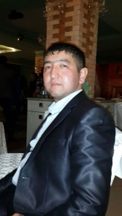 Тамада. Асаба әнши