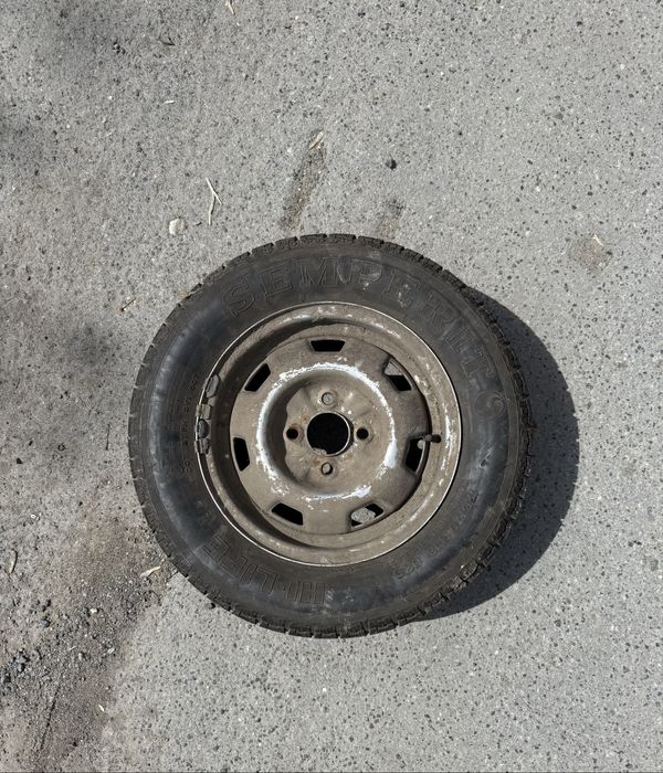 Продам диск с резиной