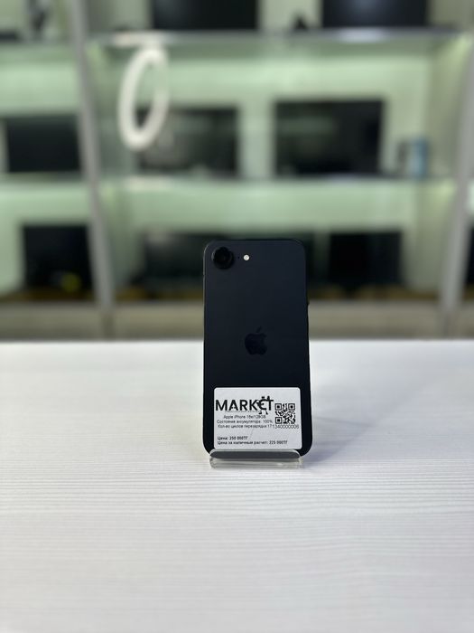 Apple iPhone 16Е  128 GB