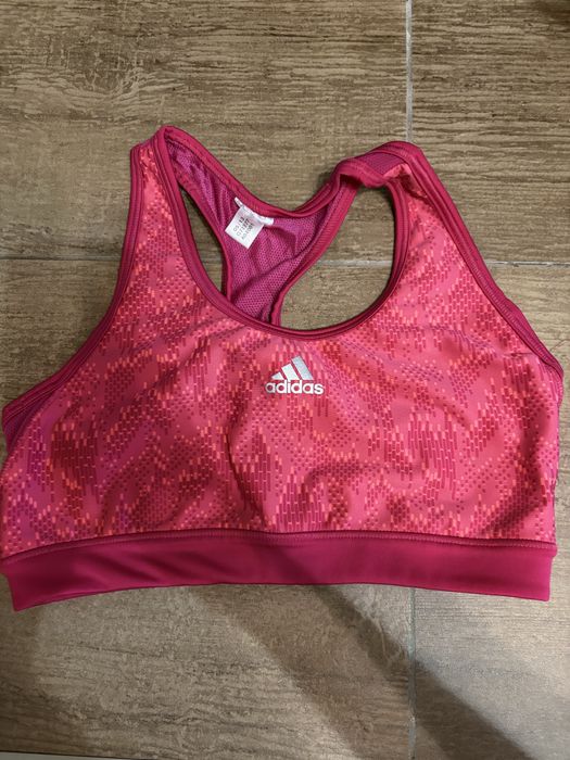 Addidas спортно бюстие