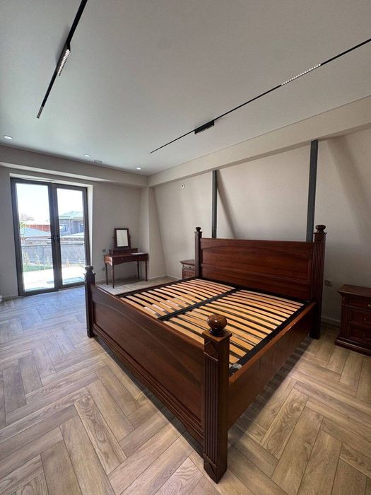 Продается дом 5 комнат, ориентир: улица Салом, 4,73 соток 146м²