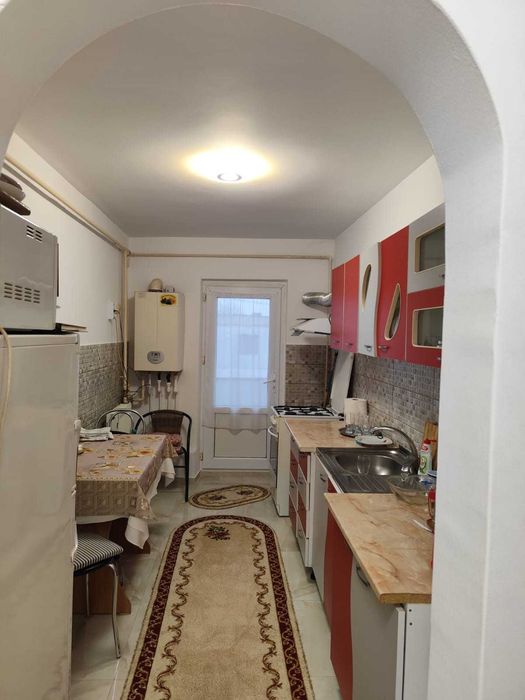 Vand Apartament 4 camere , decomandat, 100 mp , proaspat renovat